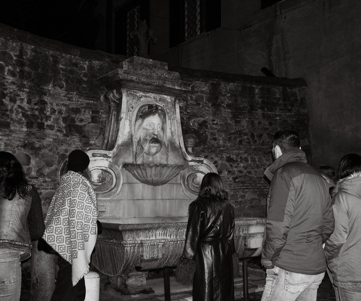 Rome: Paranormal Night Walking Tour & Secret Backstreets