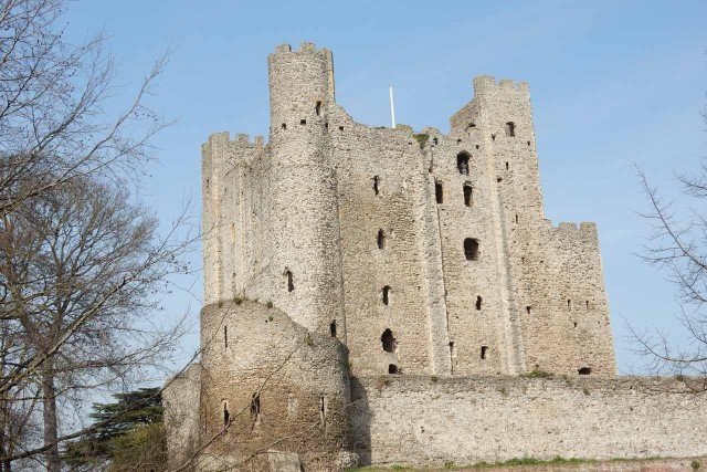 Visit Rochester Quirky self-guided smartphone heritage walks in Kent Downs