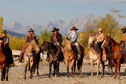 Jackson Hole: Dinner Cookout & Bridger-Teton Horseback Ride