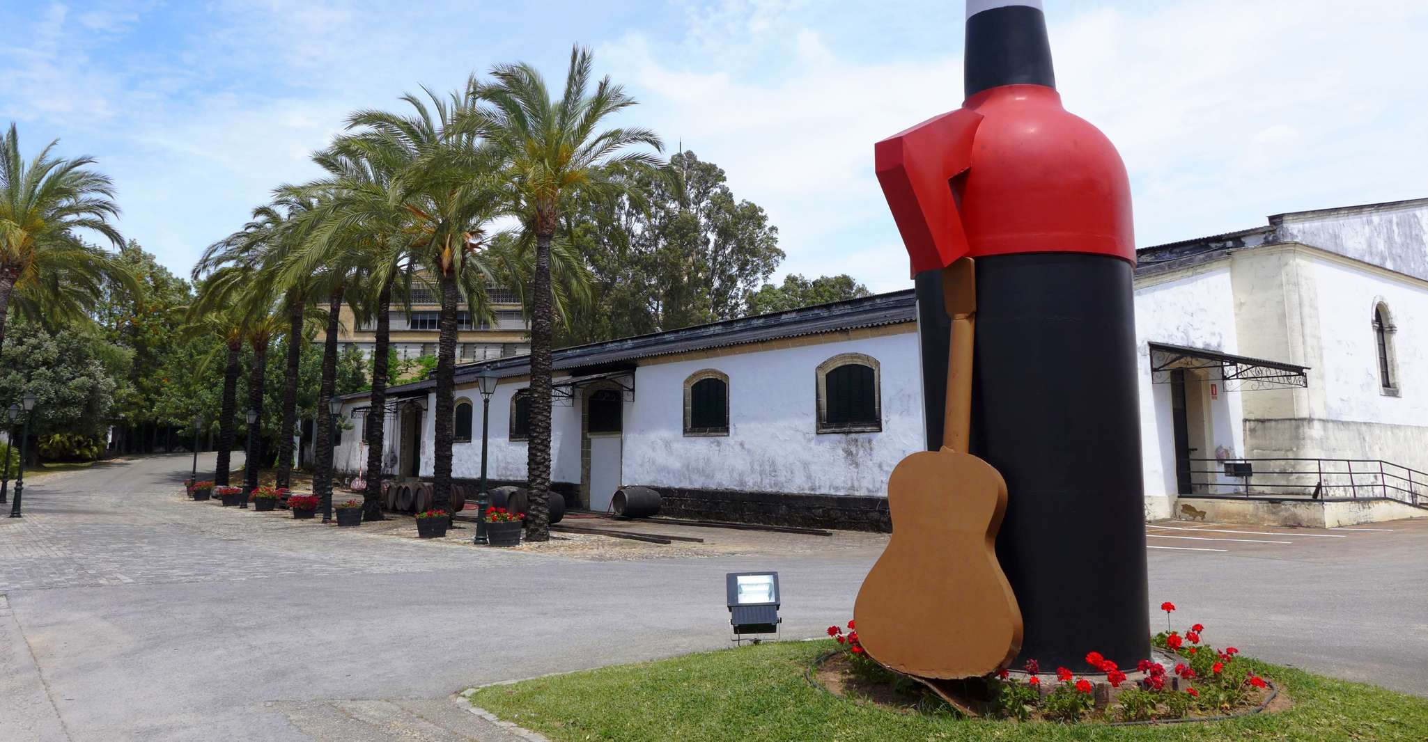 Jerez, Visita guiada a la bodega con cata de vinos - Hizvo