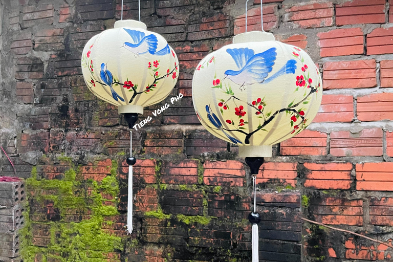 Hoi An: Bamboo Silk Lantern Making and Painting Class