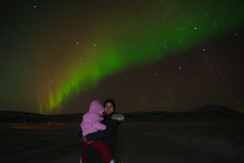 Von Reykjavik aus: Geführte Nordlicht-Tour mit Foto-Shooting
