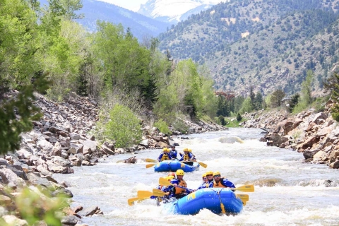 In de buurt van Denver: Clear Creek Whitewater Rafting - Beginner