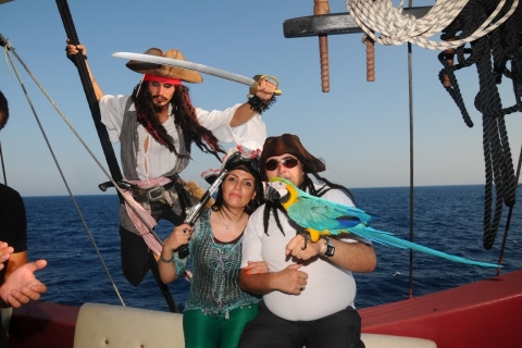 Marmaris: Excursión en Barco Pirata Todo Incluido