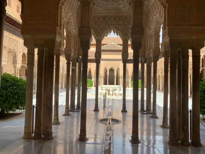 Granada: Alhambra Guided Tour W/ Nasrid Palaces & City Pass | GetYourGuide