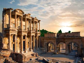 From Marmaris: Ephesus and Selcuk Tour with Buffet Lunch