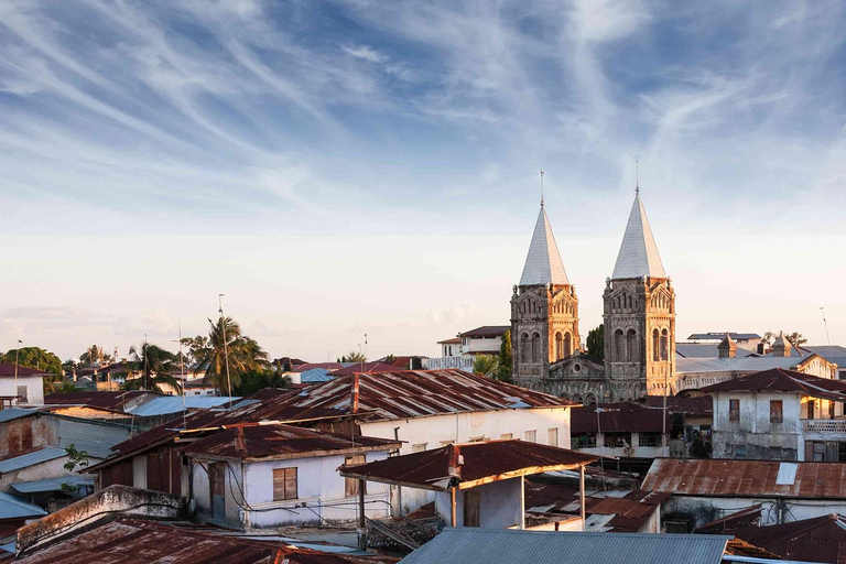 Zanzibar: Excursão à Cidade de Pedra com excursão à fazenda de especiarias em ZanzibarZanzibar: Excursão à Cidade de Pedra em Zanzibar