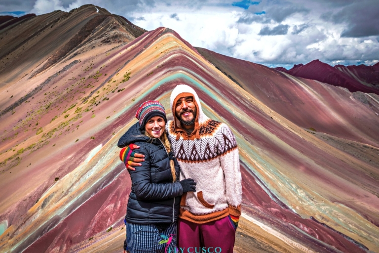 Excursión a la Montaña Arco Iris desde Cusco en grupo reducido 2-8