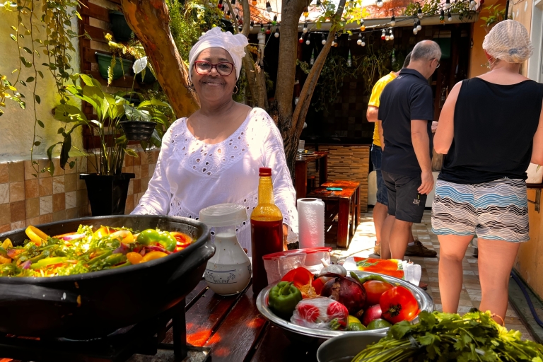 Salvador: Baiana-Kochkurs mit Marktbesuch und Mittagessen