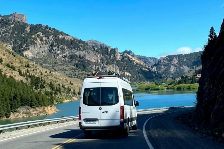 Long tour from Bariloche: Discover Villa La Angostura and Lake Traful