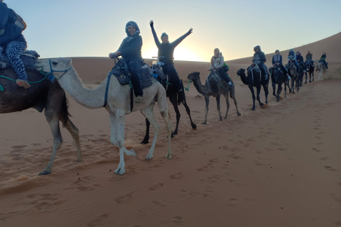 Da Marrakech: Escursione di 3 giorni a Fes attraverso il deserto di Merzouga