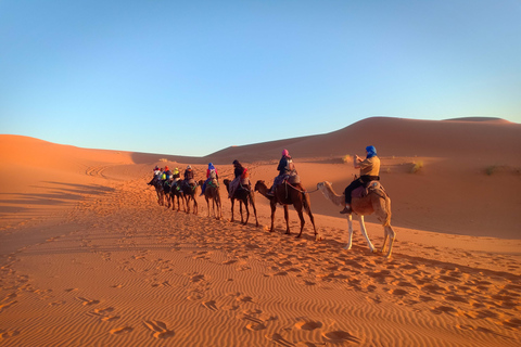 Excursão de 4 dias no deserto de Marrakech a Merzouga Erg chebbi