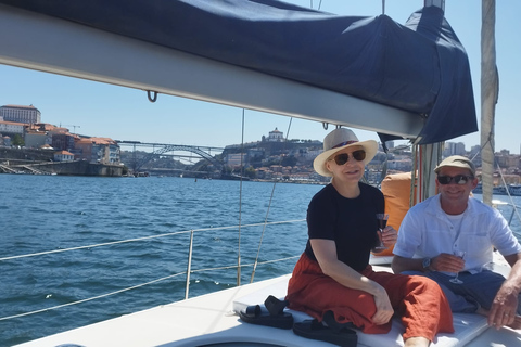 Paseo en barco por el río Duero