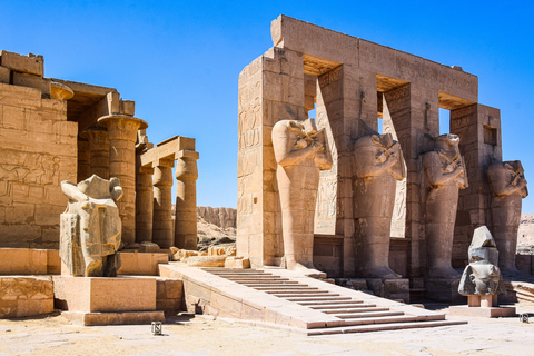 Cairo: Excursão noturna para Luxor saindo do Cairo em trem VIPTour guiado incluindo traslados, guia de turismo, refeições e entradas