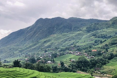 Hanoi: Private tour 2-Days Sapa and Cat Cat Village TrekHanoi: Group tour 2-Days Sapa and Cat Cat Village Trek