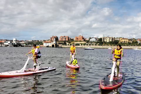 Getxo: Ruta guiada en bicicleta acuática por el Cantábrico