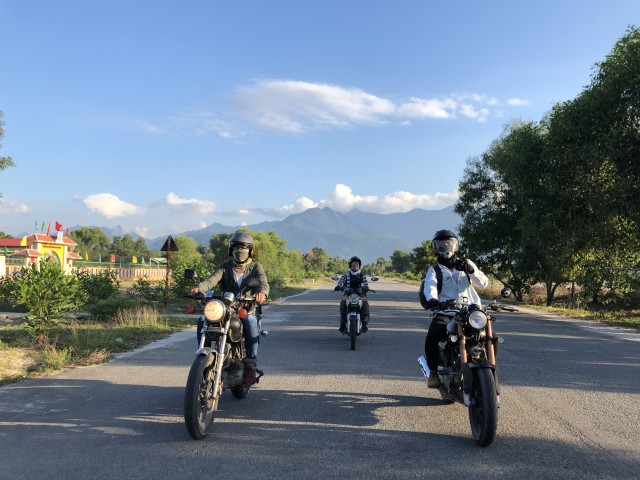 Visit Da Nang Hai Van Pass Private Guided Tour by Motorbike in Da Nang