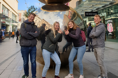 Adelaide: wandeltocht langs hoogtepunten van de stad met gidsWelkom bij Adelaide Walking Tour