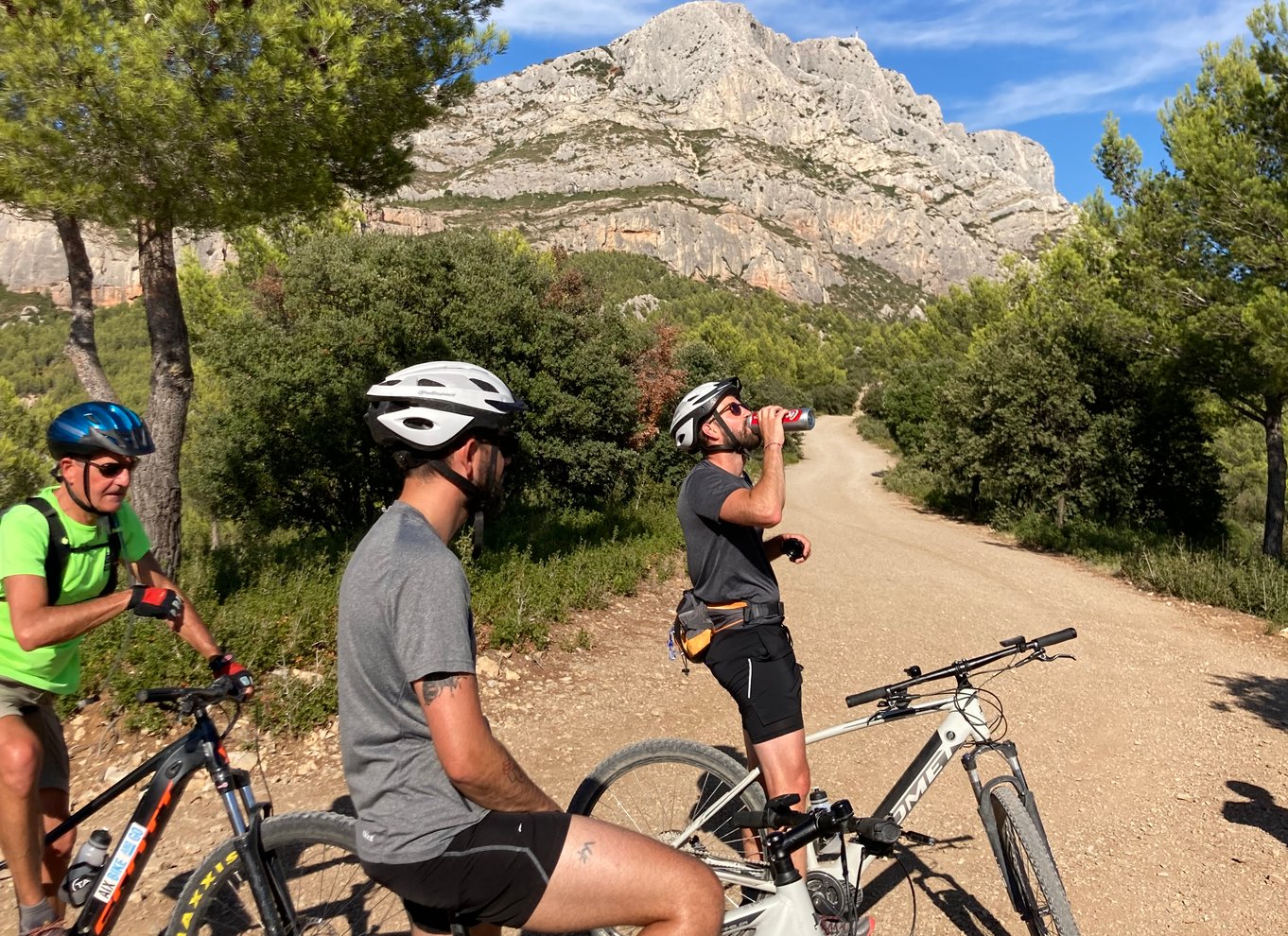 Aix-en-Provence: E-Bike Tour of Mount Sainte-Victoire