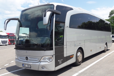 Bakou : Transfert aéroport avec bus : Mercedes Travego (50 places)