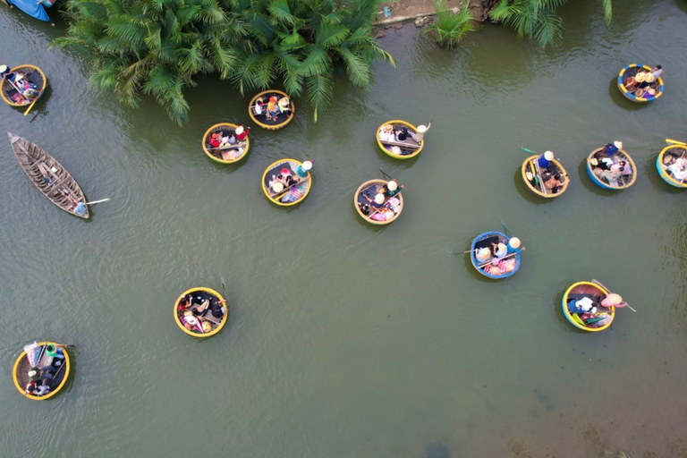 Depuis Hoi An : marché, bateau-panier et cours de cuisineDepuis Hoi An : marché, bateau de bambou et cours de cuisine