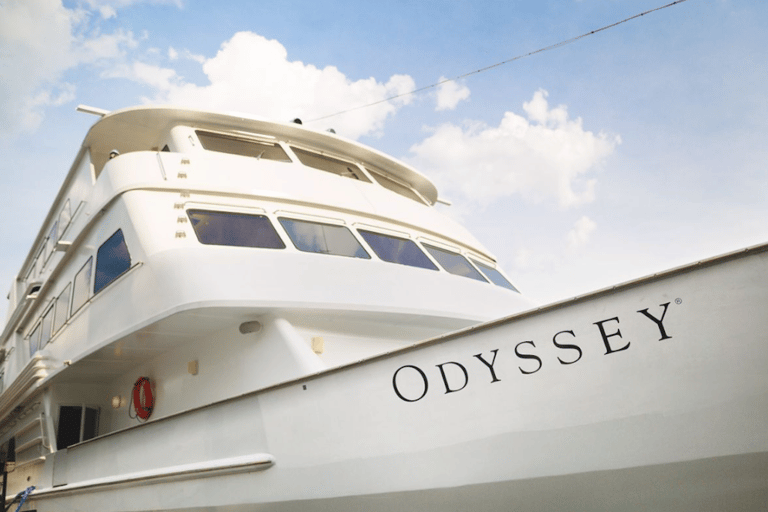 Toronto: havencruise met lunch, brunch of dinerToronto: 2 uur durende havencruise met brunch