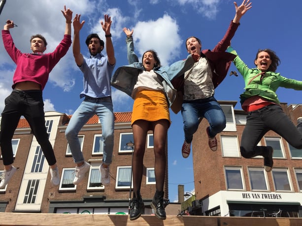 Неймеген: игра Murder Mystery City с удаленным гидом