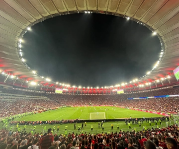 Rio de Janeiro: Maracanã Stadium Match Ticket and Drink