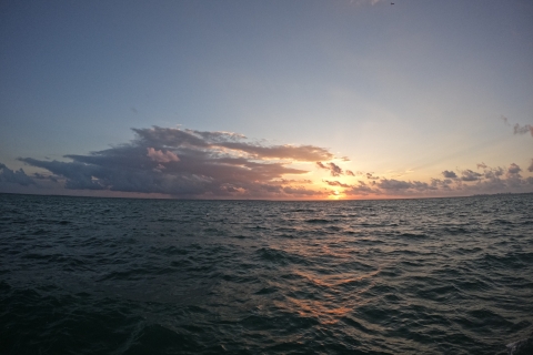 Experiencia de snorkel al amanecer