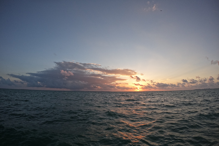 Experiencia de snorkel al amanecer