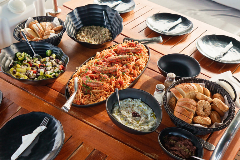 Kissamos: Crucero en Velero por Balos y Gramvousa con Comida