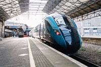 Manchester, Transportation to/from Manchester Airport - Housity