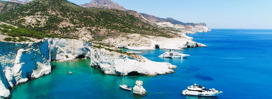 Milos : Croisière privée en semi-rigide sur la côte sud avec visite de Kleftiko