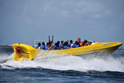 Yeda: excursión en lancha motora por el mar Rojo con capitánYeda: excursión al atardecer en lancha rápida por el mar Rojo con capitán
