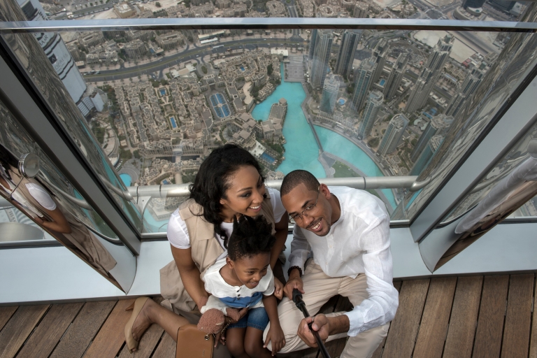 Dubai: Burj Khalifa Level 124 + 125 & Sky Views EintrittskarteDubai: Burj Khalifa Level 124 + 125 & Sky Views Entry Ticke