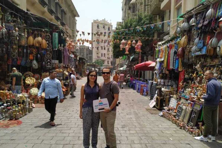 Cairo : El-Moez Street, Cairo Tower And El-Fishawy Café