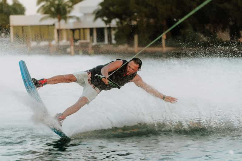 Miami Lección de Wakeboard de 2 horas GetYourGuide