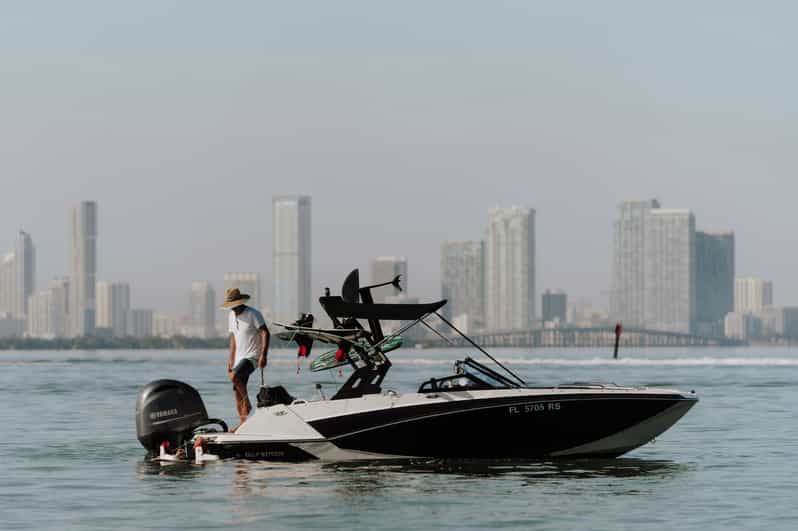 Miami Lección de Wakeboard de 2 horas GetYourGuide