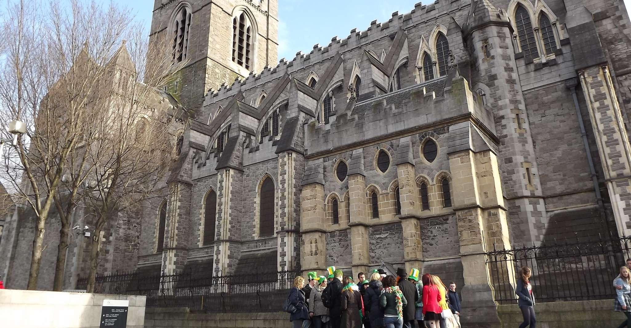 Dublin: Sightseeing Walking Tour in German