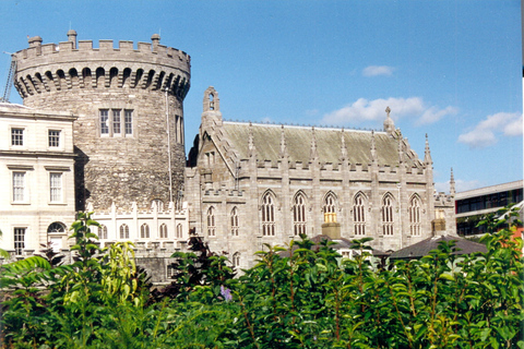 Dublin: Sightseeing Walking Tour in German