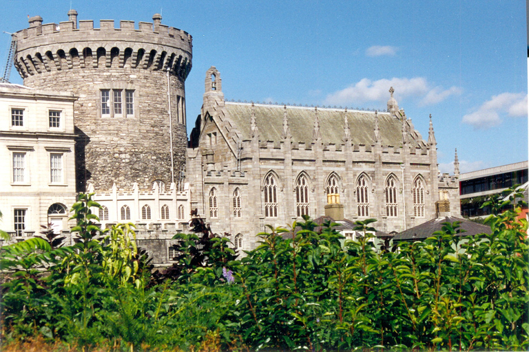 Dublin: Sightseeing Walking Tour in German