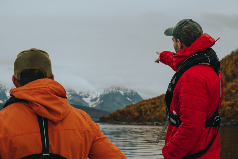 Tromsø : croisière privée en catamaran dans le fjord arctique