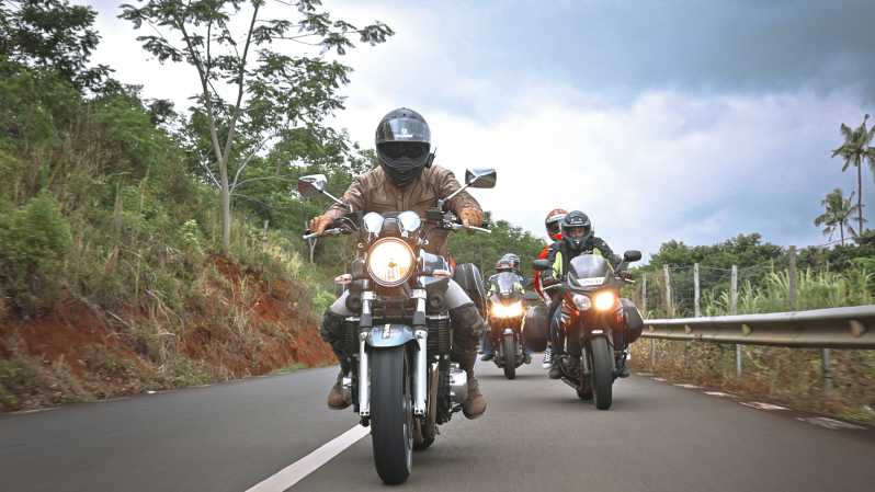 200 km Moto Tour: Moto Moto: Tuore tapa kokea saari