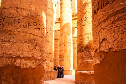 Z Asuanu: Prywatna nocna wycieczka do Luksoru ze świątyniami