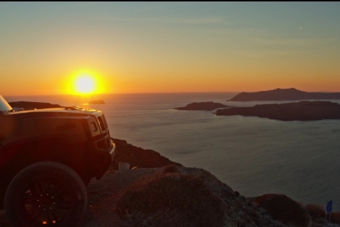 Perissa: Safari Privado en Jeep por Santorini con Cata de VinosRuta del Vino al Atardecer