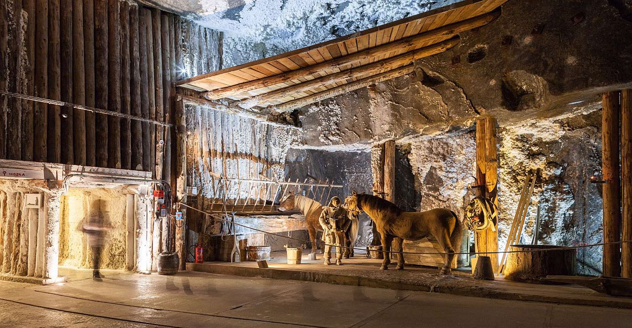 Wieliczka, Wieliczka Salt Mine Skip-the-Line Guided Tour - Housity