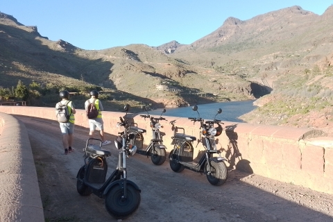 Circuit de montagne en e-Scooter : Grottes d'Ayagaures, barrage, Grand CanyonTour de la montagne en scooter électrique (3 heures)