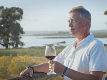 Torrevieja: Local Wine and Food Tasting Tour in La Mata Park