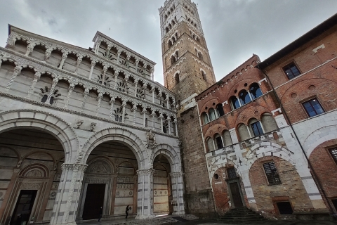 Highlights of Lucca - Visite guidée en petit groupeVisite privée en anglais