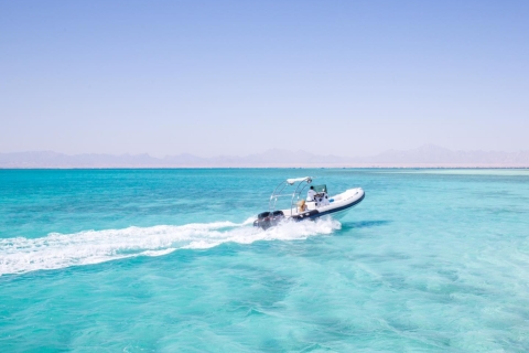 Z Safagi: Rejs statkiem do snorkelingu i sportów wodnych w Orange BayZ Safagi: rejs jachtem nurkowym Orange Bay z lunchem
